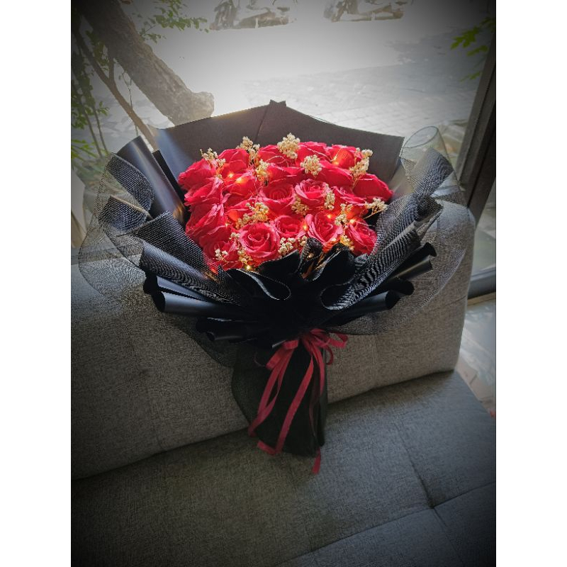 buket bunga mawar artificial babys breath Surabaya buket bunga palsu mawar