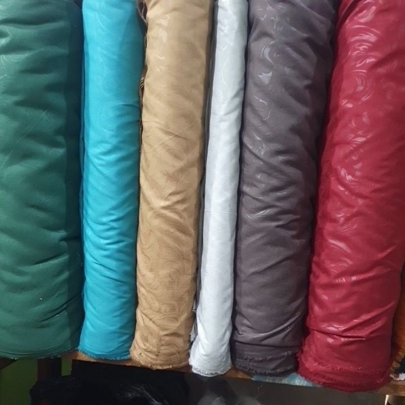 kain sprei embos harga persetengah meter