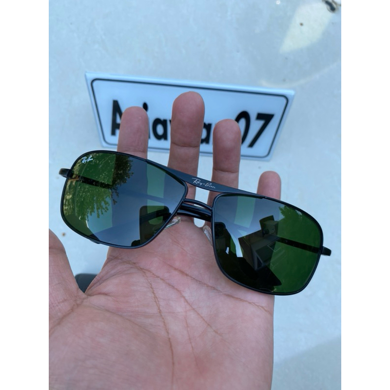 kacamata Ray-Ban RB 8013 frame hitam kaca hijau