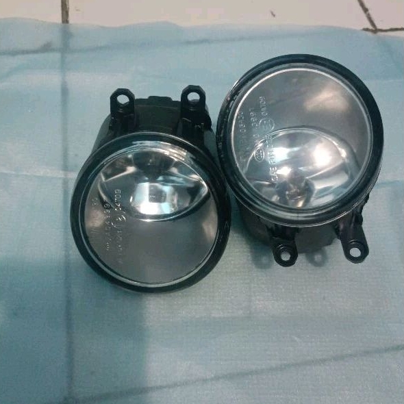 lampu kabut foglamp Avanza lama 2006 2011 original