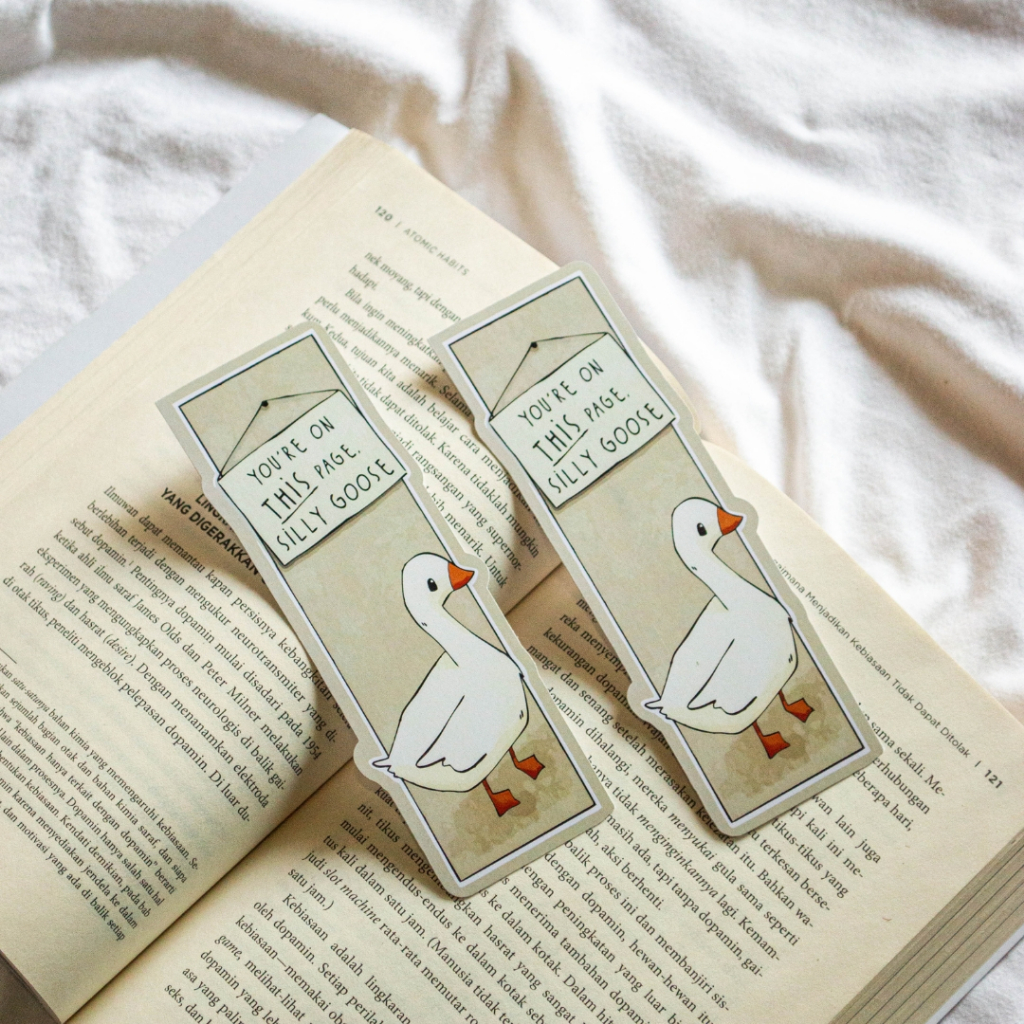 

Pembatas Buku Silly Goose Duck Bebek Putih Klasik Vintage Jepang Bookish