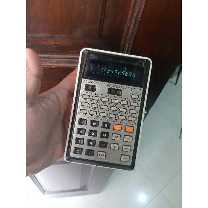 

Kalkulator jadul casio fx102