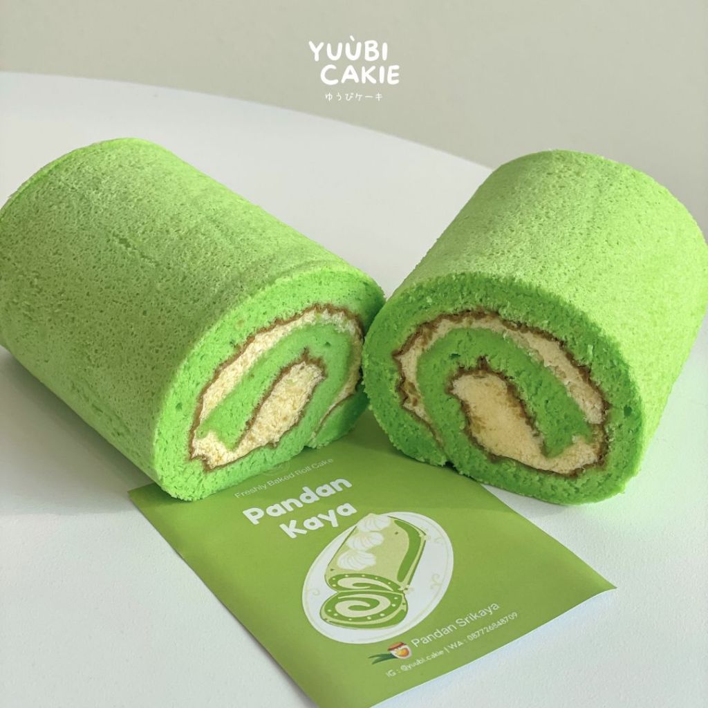 

ROLL CAKE / BOLU GULUNG - PANDAN SRIKAYA - Yuubi Cakie