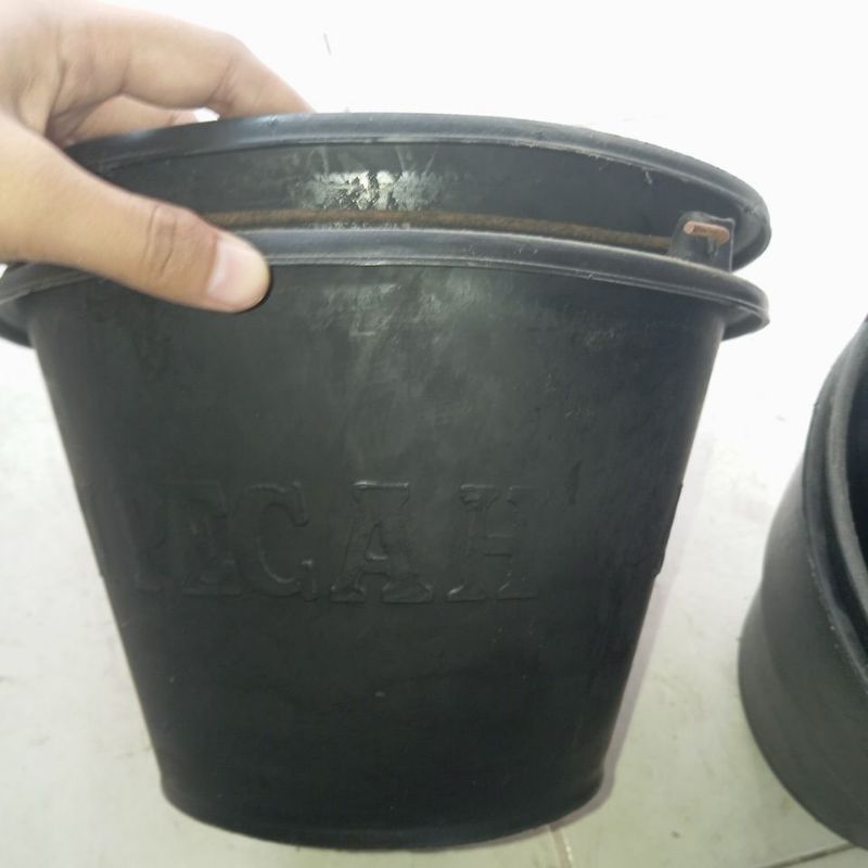 ember kecil tempat sabun dll