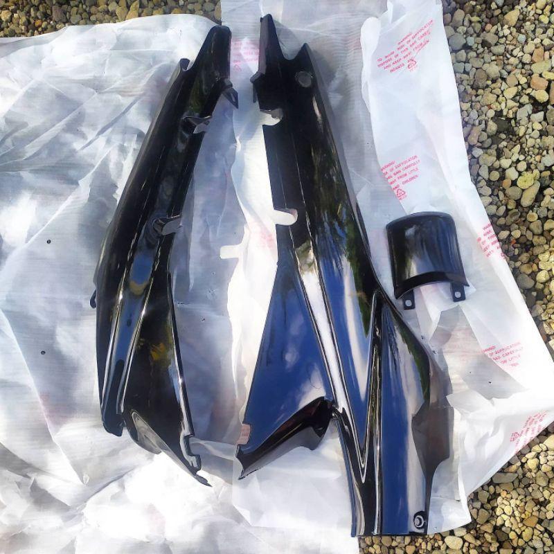 cover body box sayap belakang honda Supra X 100 lama dan supra fit old
