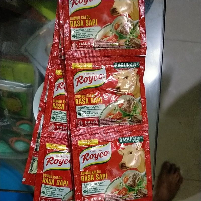 

ROYCO ISI 12 PCS RASA SAPI DAN AYAM ,PER RENTENG