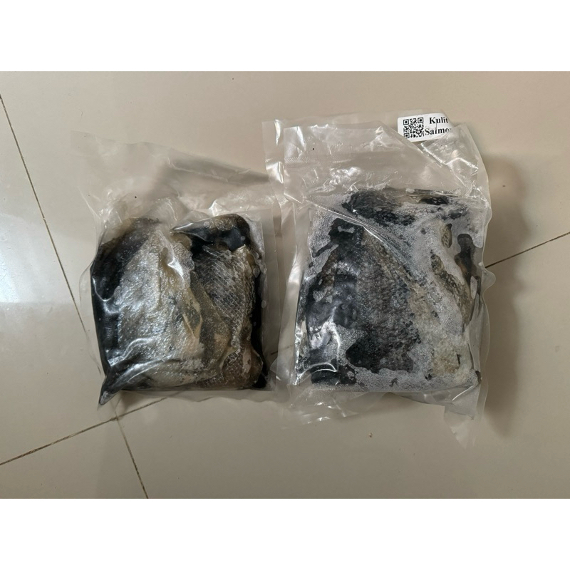 

Kulit Salmon Skin 500gr Fresh Mentah Tanpa Daging