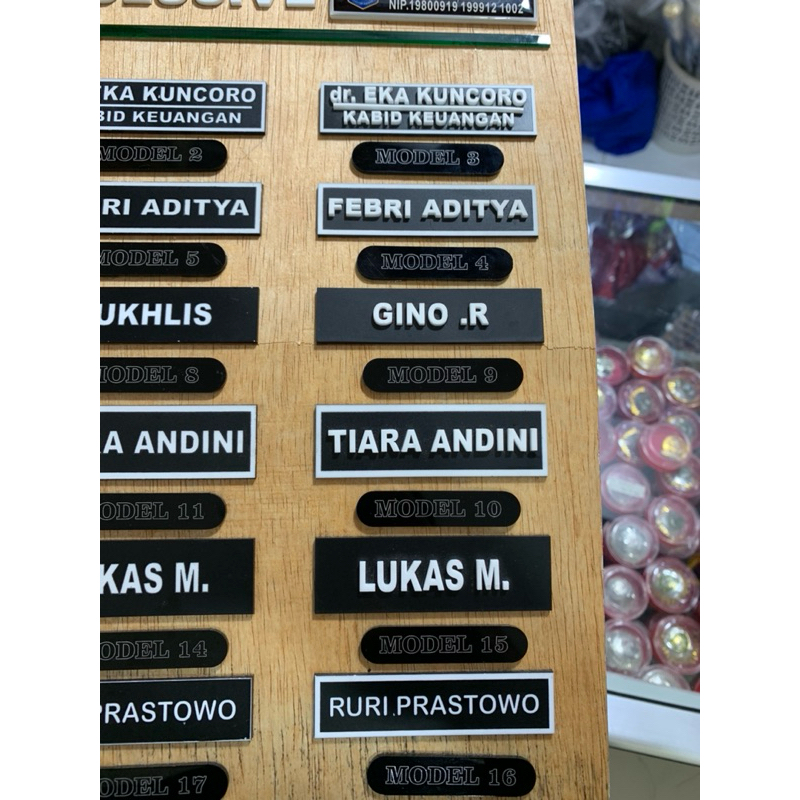 

PAPAN NAMA DADA/NAME TAG/TANDA PENGENAL EXCLUSIVE