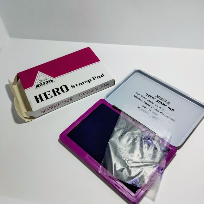 

stamp pad Hero bantalan stempel dengan tinta ungu Hero E1460