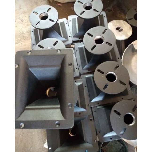 horn tweeter,corong horn tweeter,horn tweeter ukuran 15x19,horn tweeter baahan almunium,horn