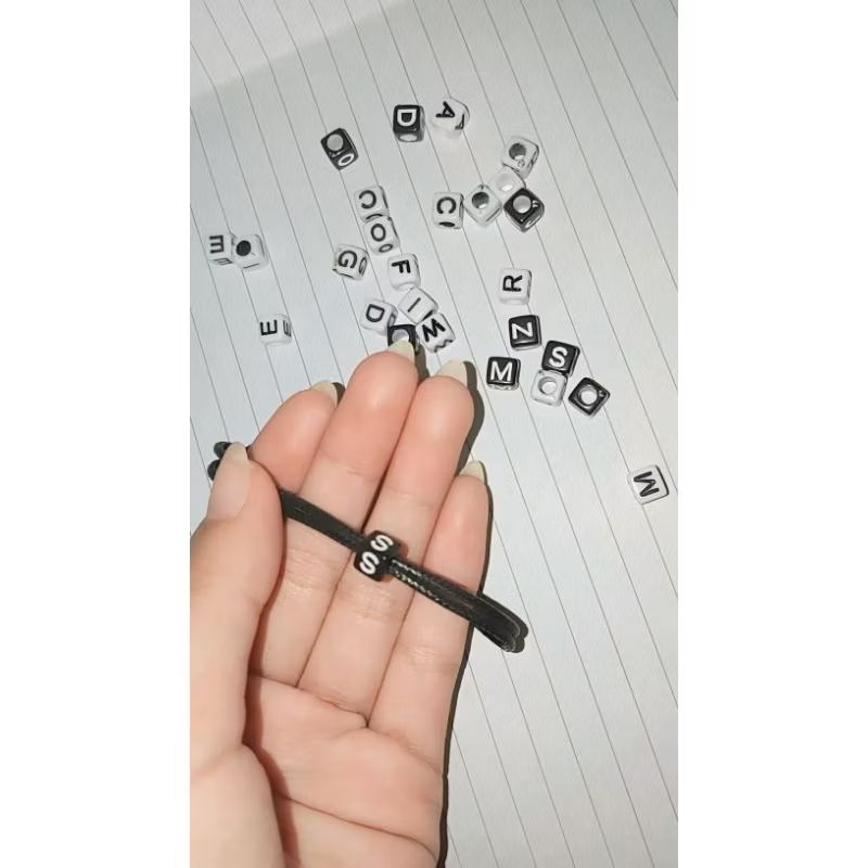 gelang korea inisial simple