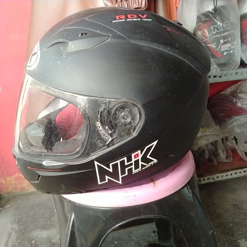 helm nhk gp 1000 bekas/seken/second/preloved