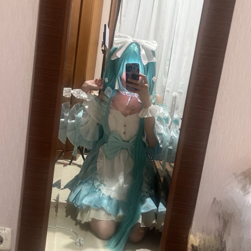 preloved maid hatsune miku uwowo cosplay