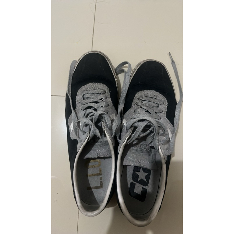 Sepatu Convers Cons L.Lopez