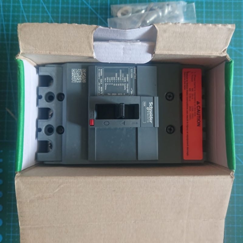 MCCB 160A ECZ100N Schneider