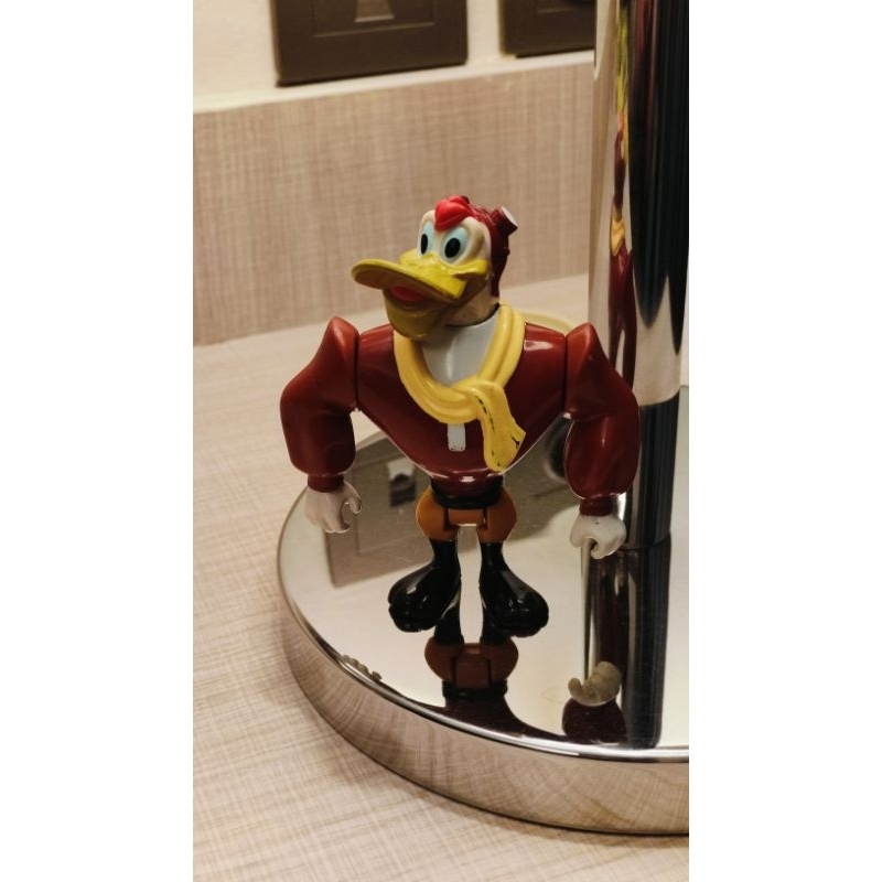 Quack shot Donald Duck figure