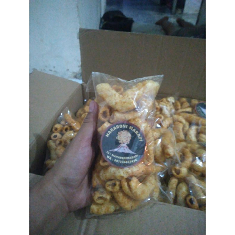 

Krupuk Makaroni / Makaroni Mekar / Makaroni Pedas / Cemilan / Makaroni Goreng / Krupuk