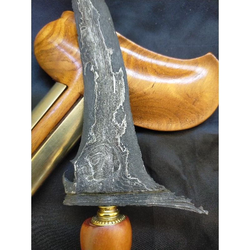 Keris Laler Mengeng Pamor Puser Bumi Tangguh Pajang Istimewa