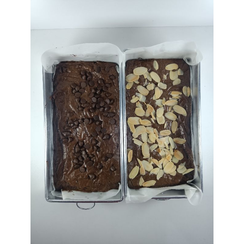 

FUDGE BROWNIES 20X10cm