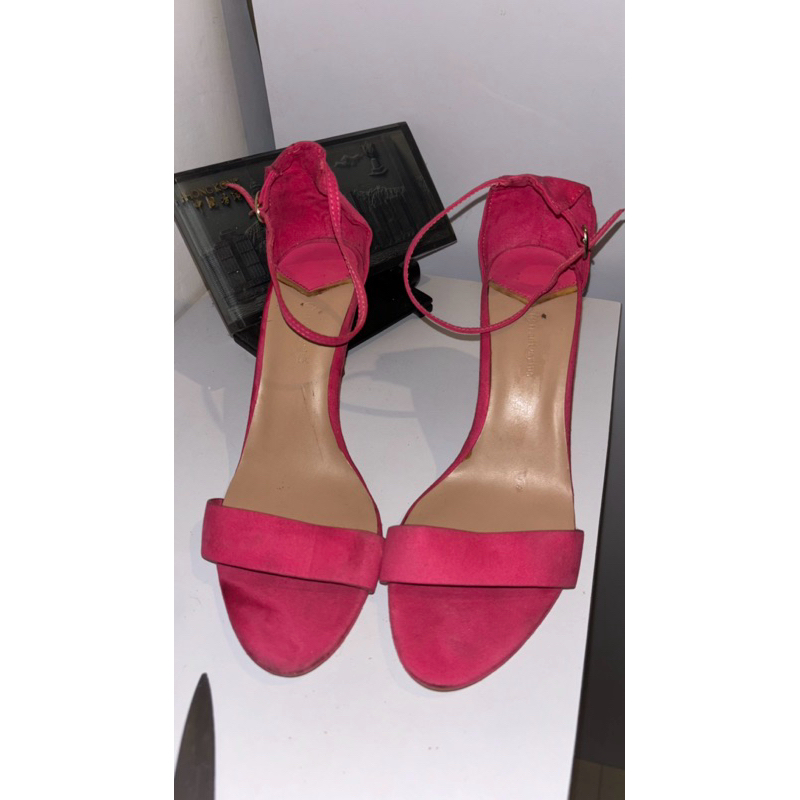 Heels Stradivarius Fuschia