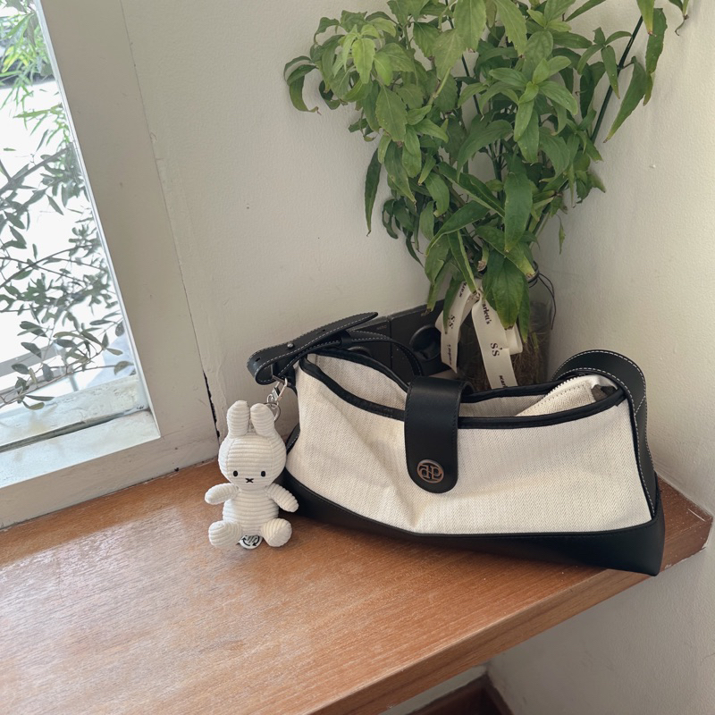 preloved depound town bag ( very good condition )