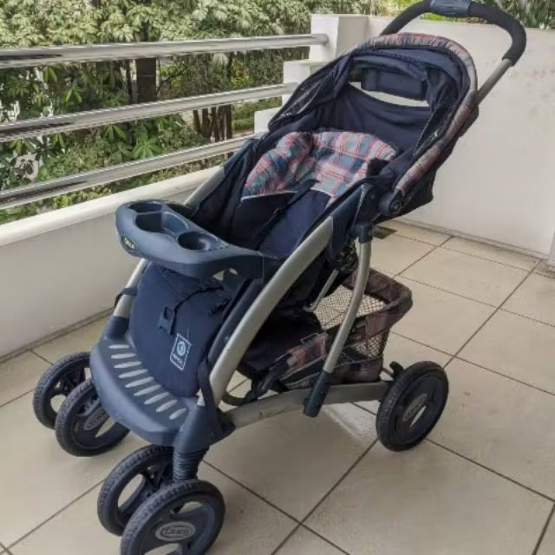 Preloved 85-90% Baby Stroller Bayi Graco Keluaran lama besinya beda dengan yg sekarang ini kuat dan 
