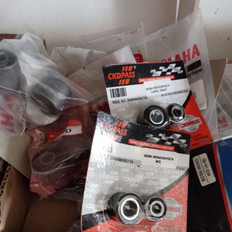 karet monting bosh fork ayun chasis -monoshock mio bos sok belakang mio jgt m3 s xride beat vario vi