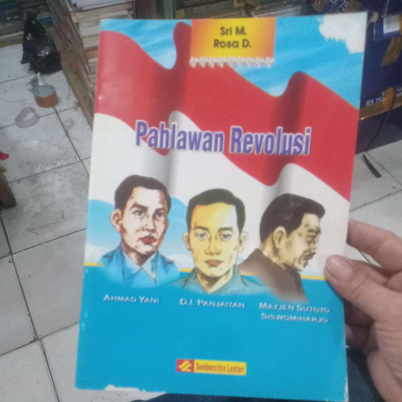 BUKU BEKAS PAHLAWAN REVOLUSI