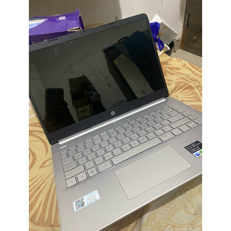 Laptop HP 14s-fq0591AU 14 inch / AMD Ryzen 3 3250U