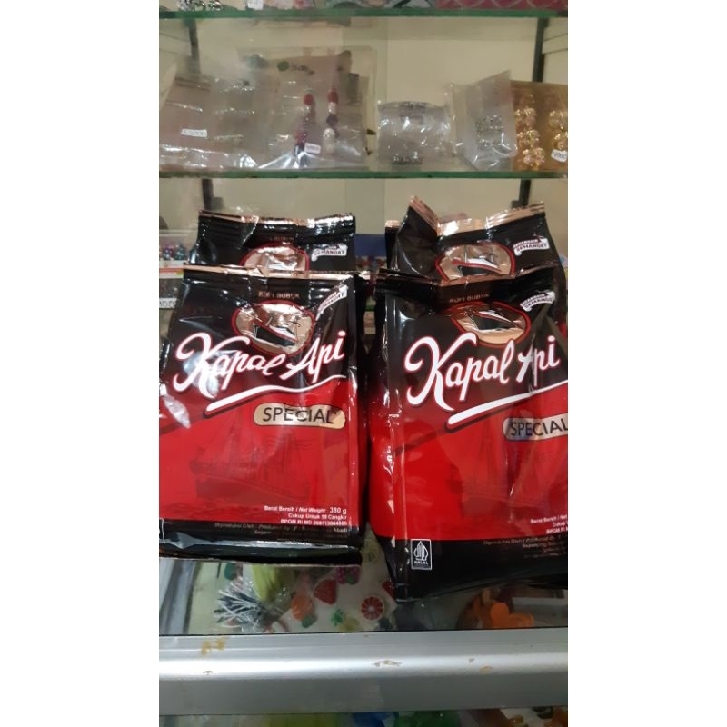 

Kapal Api merah 380gr muraahhh