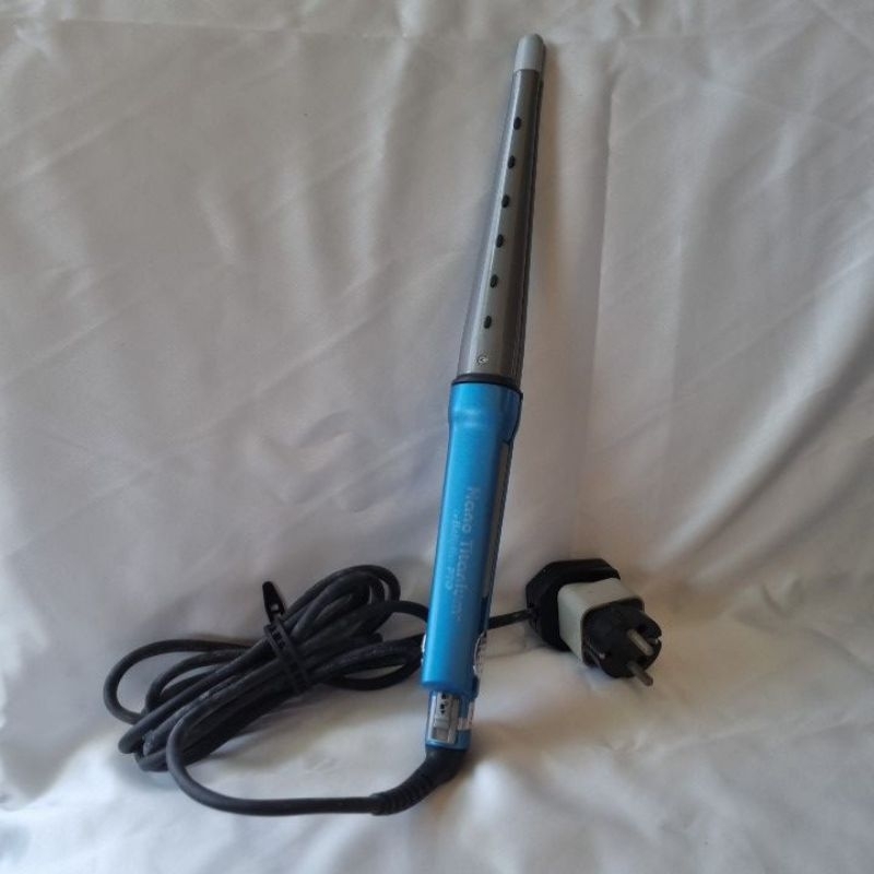 (Second Good Condition) Babyliss Pro nano titanium curler