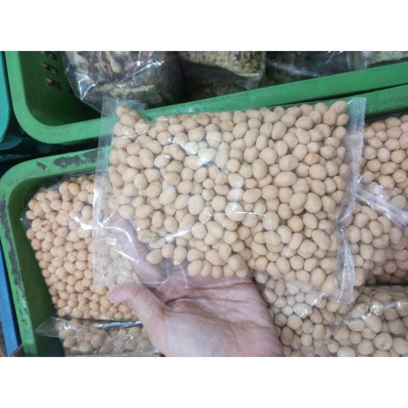 

kacang antom 250G dan 500gram