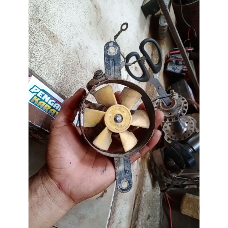 kipas radiator honda cs1 original bekas