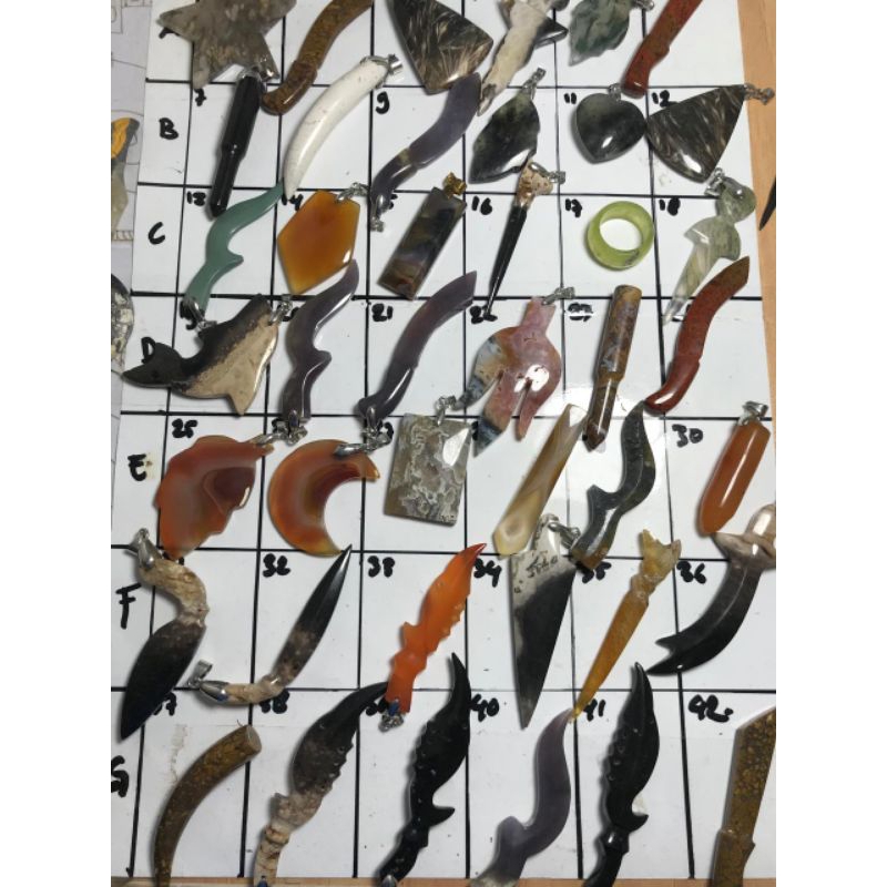 Liontin batu alam, liontin batu akik, liontin pria dan wanitanya