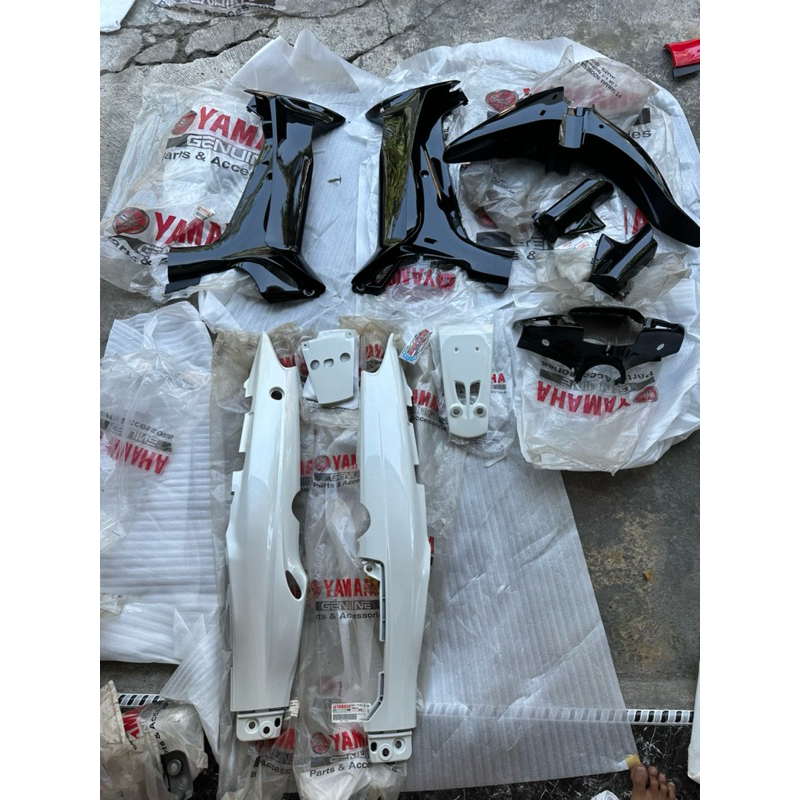 body set fiz r hitam puting original