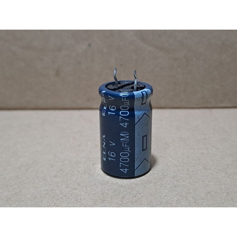 elco 4700 uf /16 Volt Elna .