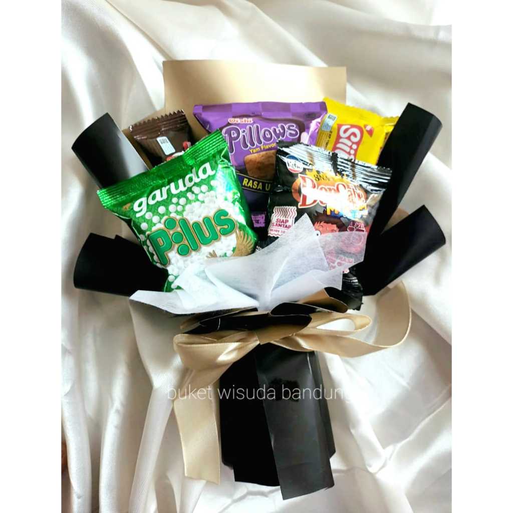 

Buket Snack Coklat Cantik Kado Hadiah Anniversary Souvenir Wisuda Gift Graduation Lamaran Wedding Buat Cewek Cowok Anak TK SD SMP SMA Kuliah Universitas Mahasiswa Mahasiswi