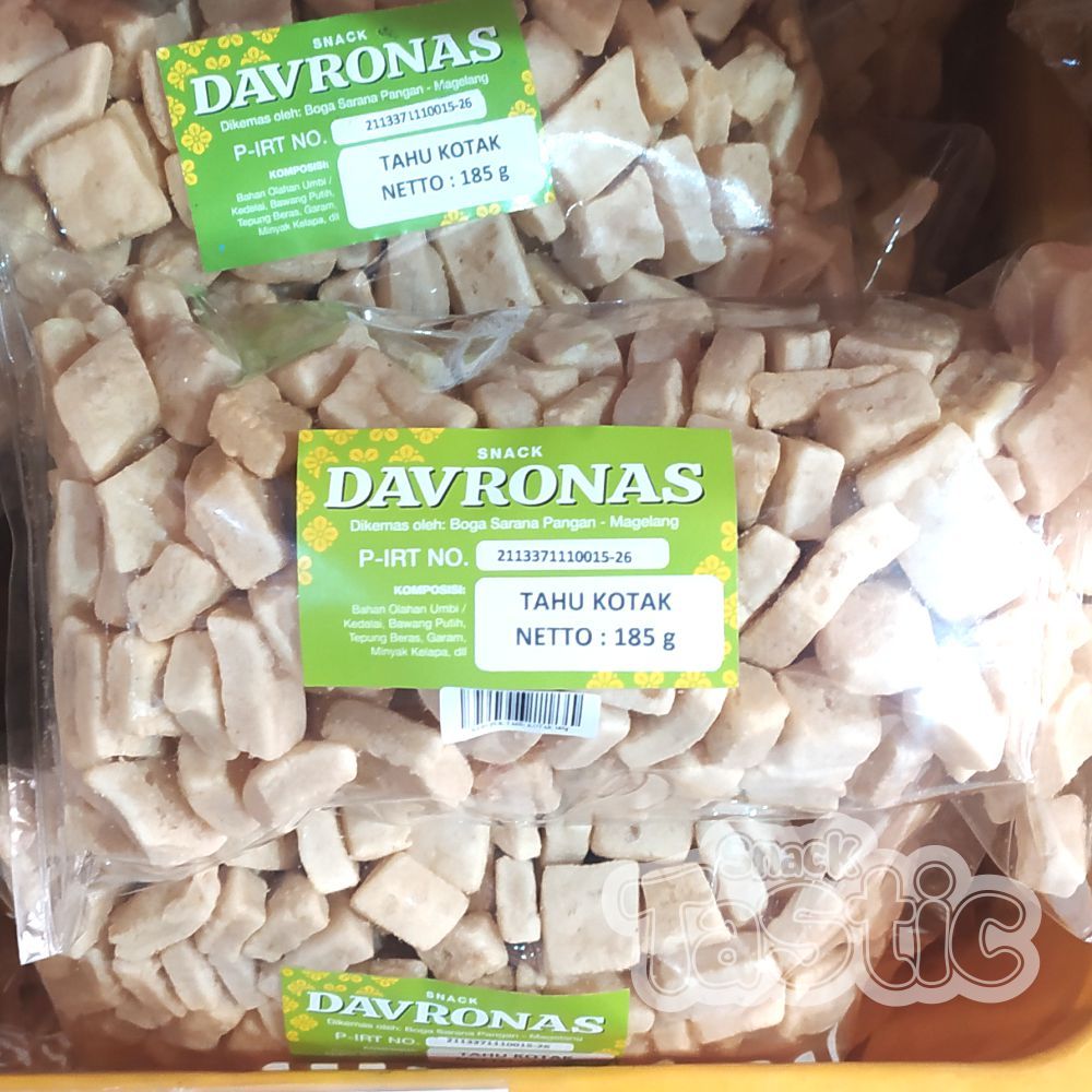 

TAHU KOTAK 185GR DAVRONAS / camilan dan oleh-oleh khas Magelang, Jogja, Purworejo