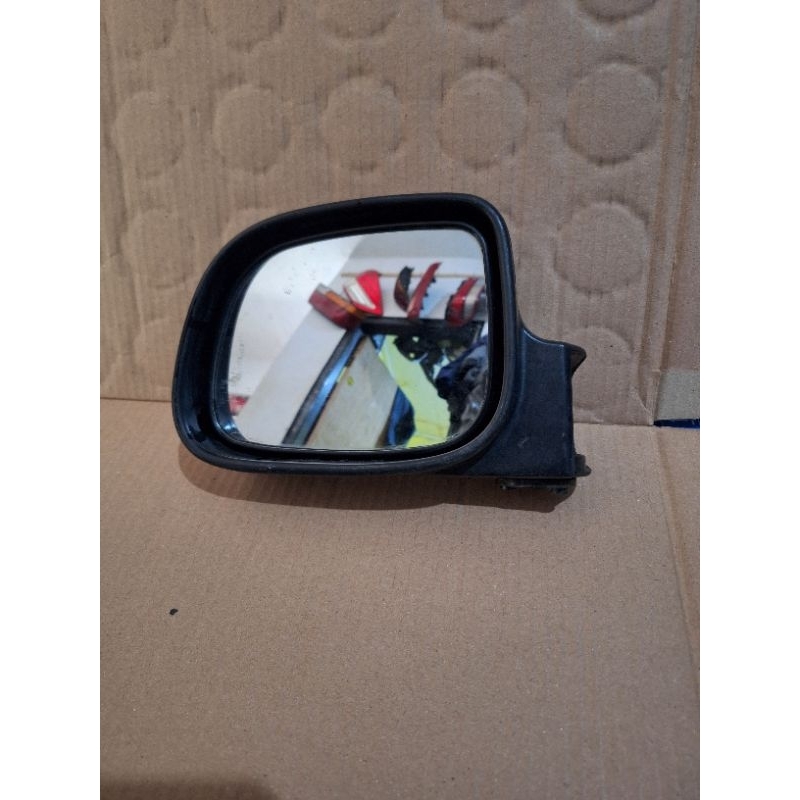 spion daihatsu taruna tanpa kaki/dudukan sebelah kiri