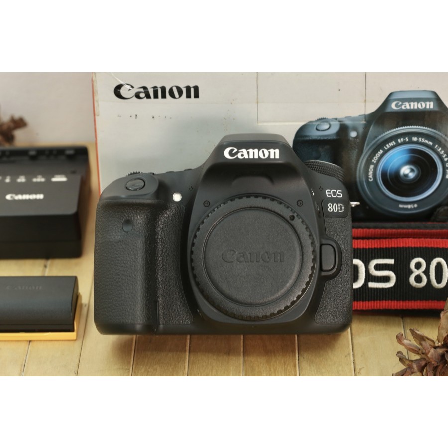 Canon EOS 80D Body Only Fullset B281