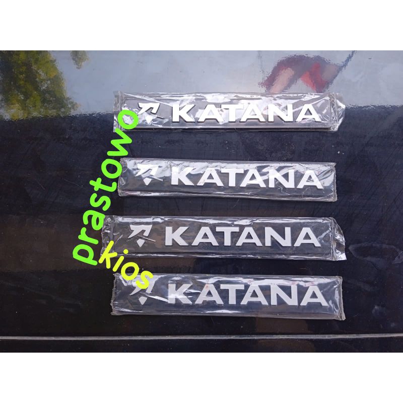 emblem logo tulisan Suzuki katana