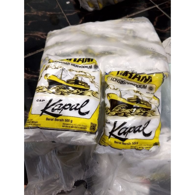 

Garam Cap Kapal 500gr 1 bal isi 20pcs