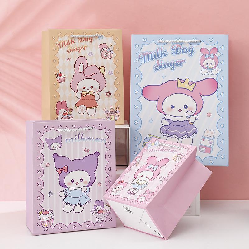 

MJ - PAPER BAG KARAKTER / PAPER BAG SANRIO / PAPER BAG COUPLE / TAS KADO / TAS KARAKTER / TAS KERTAS / GOODIE BAG ULANG TAHUN HBD KARAKTER HELLO / CINNAMOROL / KUROMI / MY MELODY