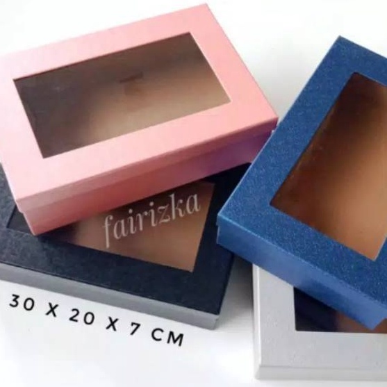 

BERKUALITAS Beli Min2pcs Box Besar Kotak Kado Parcel Bingkisan Hampers Eksklusif 3x2x7 cm 22X22X8 cm Polos dan Motif