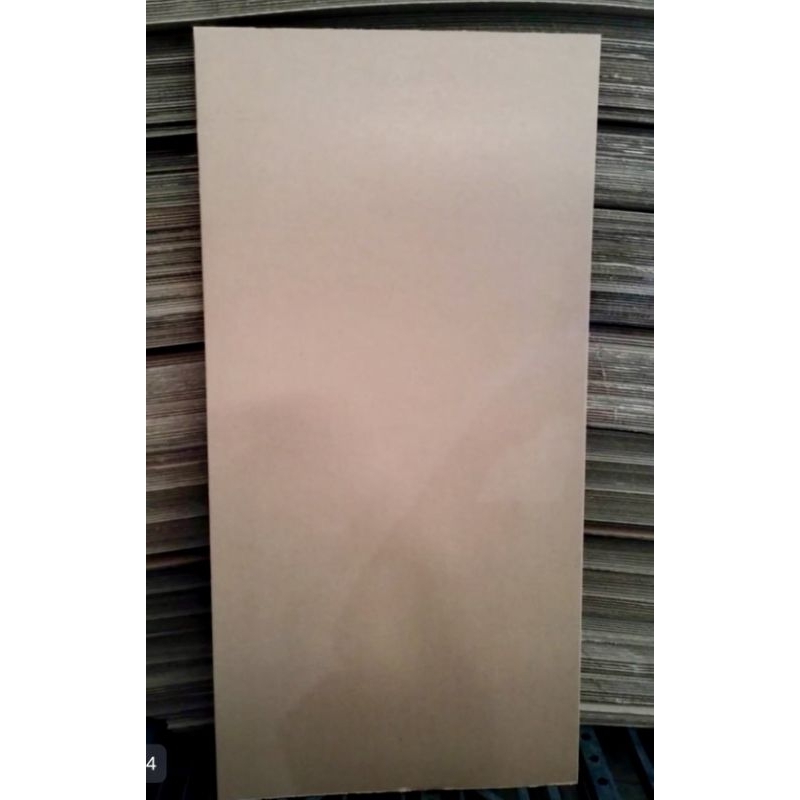 

80x40 cm kardus eflute polos lembaran single wall karton kemasan packing dus