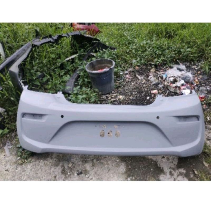 bemper belakang mirage 2016