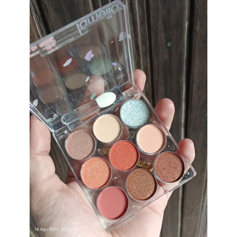 EYESHADOW LAMEILA 9WARNA