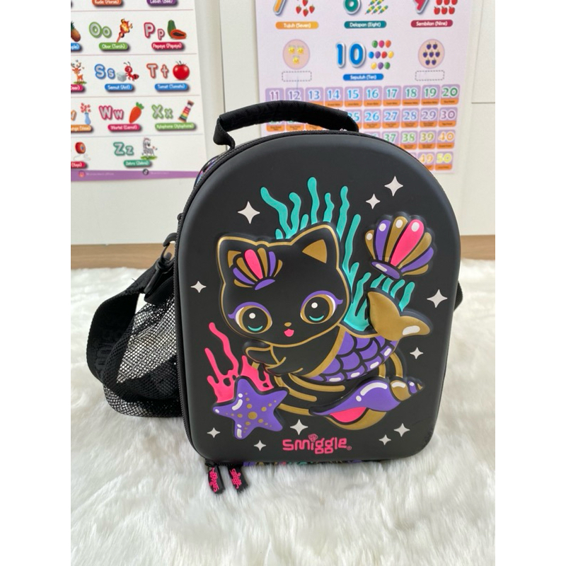 [PRELOVED, NO NEGO] SMIGGLE HARDTOP LUNCHBOX/SMIGGLE/SMIGGLE LUNCHBOX