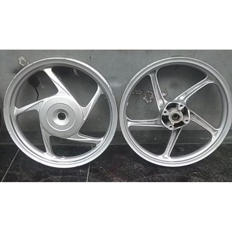 velg racing Honda Vario 110,beat,Scoopy injeksi.barang second original lepasan motor