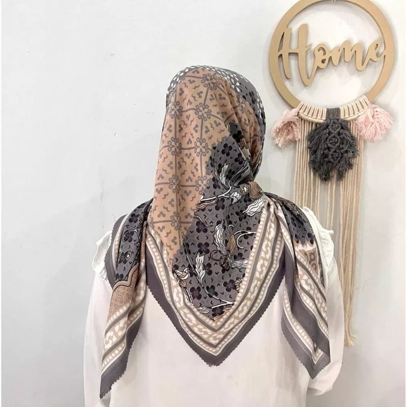 Hijab Segi Empat Voal Laser Cut Motif Batik Salem/ Kerudung Segiempat Terbaru/ Jilbab Grosir